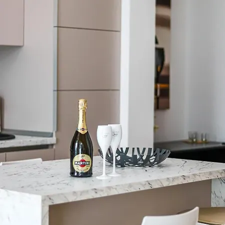 Aqua Vista Infinity & - Lux - Piscina Infinity, Jacuzzi, Sauna, Gym - Privat אתר נופש