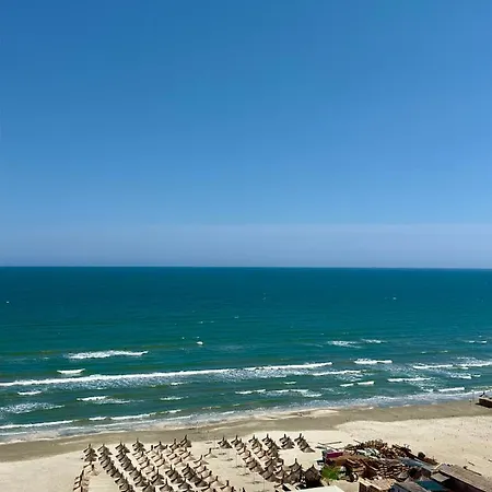 Aqua Vista Infinity Resort & Spa - Studio Lux - Piscina Infinity, Jacuzzi, Sauna, Gym - Privat Resort