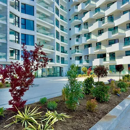 Aqua Vista Infinity Resort & Spa - Studio Lux - Piscina Infinity, Jacuzzi, Sauna, Gym - Privat 4*