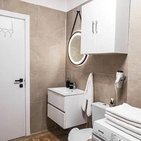 Aqua Vista Infinity Resort & Spa - Studio Lux - Piscina Infinity, Jacuzzi, Sauna, Gym - Privat 4*