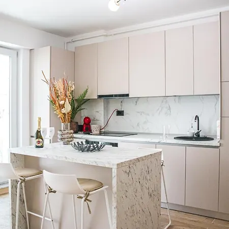 Resort Aqua Vista Infinity Resort & Spa - Studio Lux - Piscina Infinity, Jacuzzi, Sauna, Gym - Privat 4*