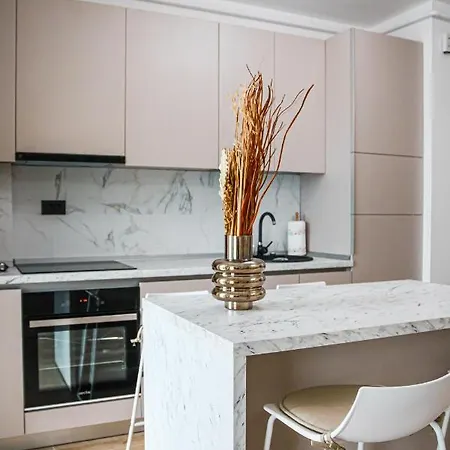 Aqua Vista Infinity Resort & Spa - Studio Lux - Piscina Infinity, Jacuzzi, Sauna, Gym - Privat Resort Năvodari