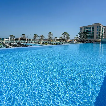 Aqua Vista Infinity Resort & Spa - Studio Lux - Piscina Infinity, Jacuzzi, Sauna, Gym - Privat