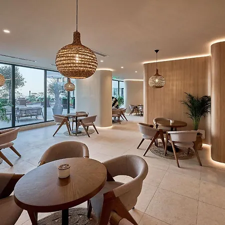 Aqua Vista Infinity Resort & Spa - Studio Lux - Piscina Infinity, Jacuzzi, Sauna, Gym - Privat Resort